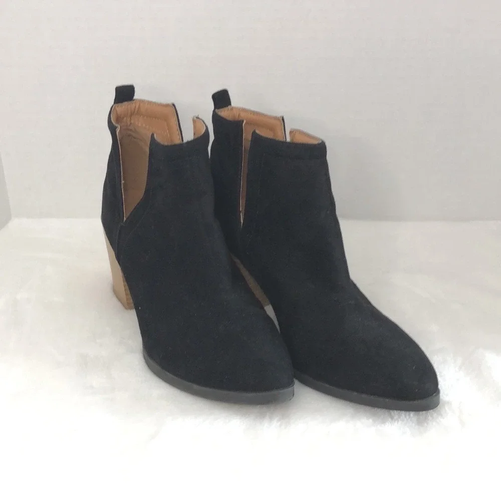 QUPID Black Suede Block Heel Bootie Ankle Boot Women Size 5 Classic